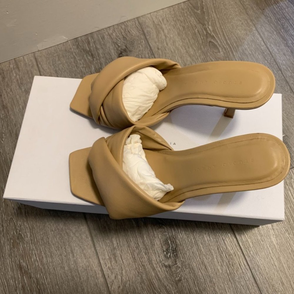 Studio Amelia Twist Leather Slide Sandals, Beige
